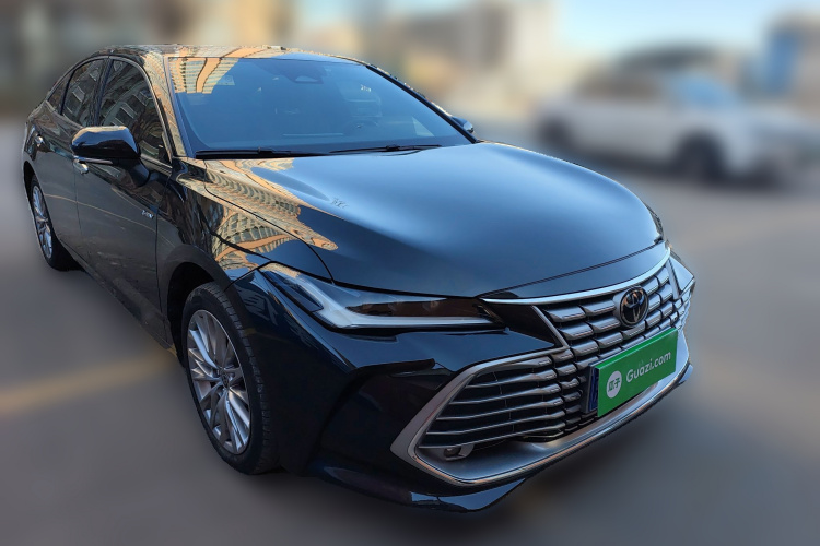 丰田 亚洲龙 2024款 双擎 2.0L 豪华版车身外观3