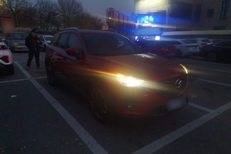 马自达CX-5 2015款 2.5L 自动四驱旗舰型车身外观3