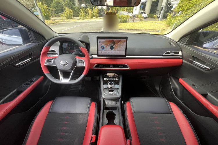 比亚迪e2 2021款 尊贵型中控内饰7001