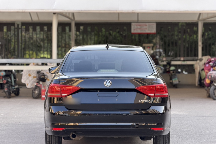 大众 朗逸 2015款 1.6L 手动风尚版车身外观6002