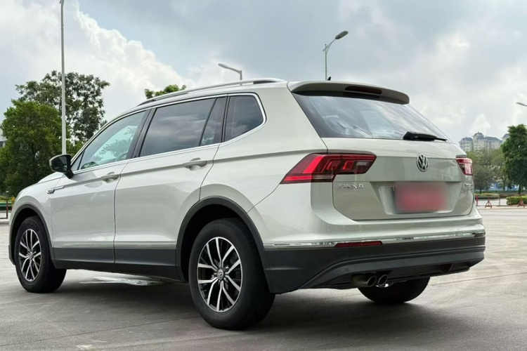 大众 途观L 2017款 330TSI 自动两驱豪华版车身外观6002