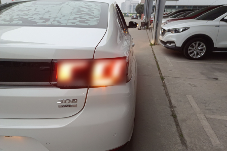 标致308 2019款 230THP 自动豪华版 国V车身外观9