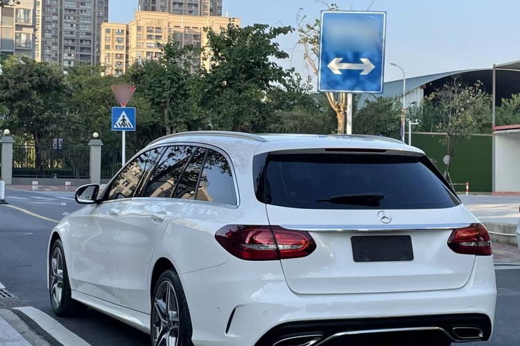 奔驰C级(进口) 2020款 改款 C 260 旅行轿车车身外观6006