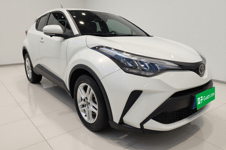 丰田C-HR 2023款 2.0L 领先版车身外观3