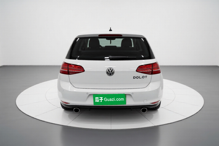 大众 高尔夫 2016款 230TSI 自动舒适型车身外观6