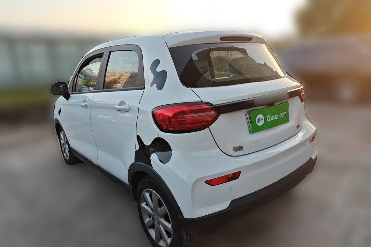 零跑汽车 零跑T03 2022款 炫晶版车身外观6003