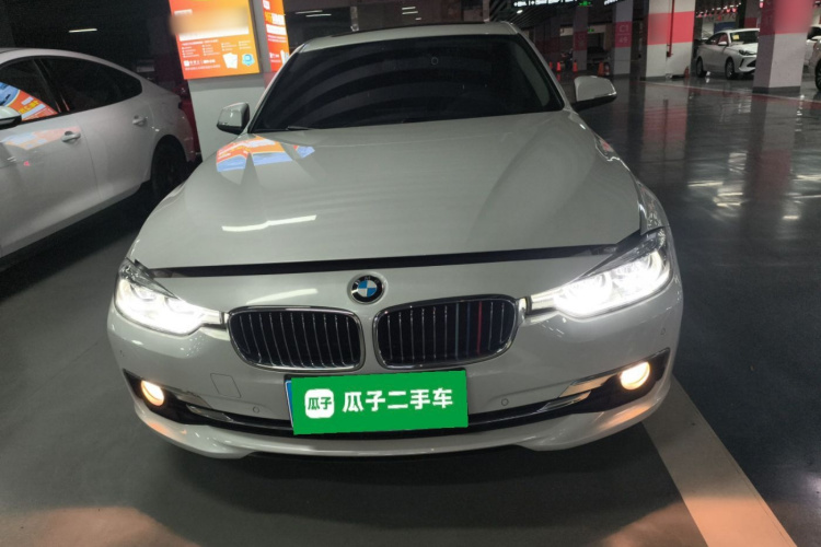 宝马3系 2018款 320Li 领先型豪华套装车身外观2
