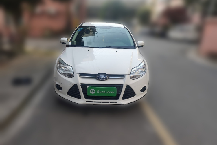 福特 福克斯 2012款 两厢 1.6L 手动舒适型车身外观6001