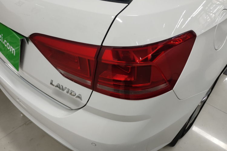 大众 朗行 2015款 230TSI DSG舒适版车身外观9