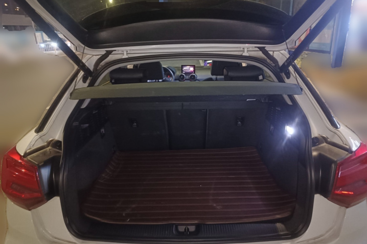 奥迪Q2L 2022款 35 TFSI 时尚动感型局部细节23