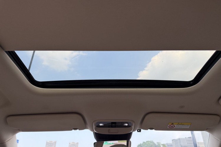 鸿蒙智行 问界M7 2024款 1.5T 后驱Plus版 5座中控内饰7011