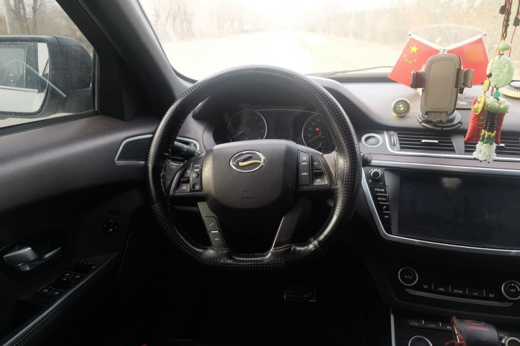 陆风X7 2015款 2.0T 全景旗舰版中控内饰13