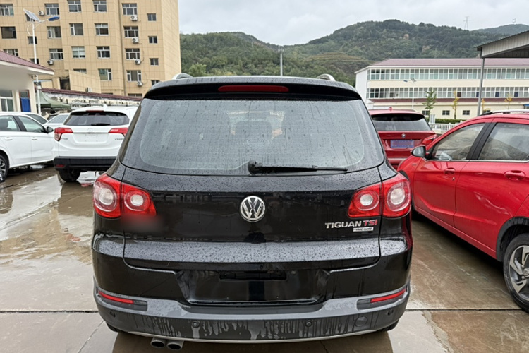 大众 途观 2012款 2.0TSI 自动四驱菁英版车身外观6001