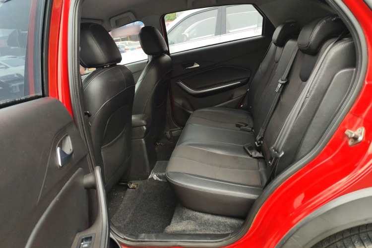 奇瑞 瑞虎3X 2018款 1.5L 手动精英版中控内饰21