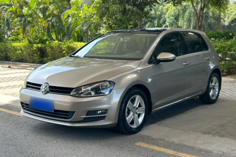 大众 高尔夫 2016款 230TSI 自动舒适型车身外观6004