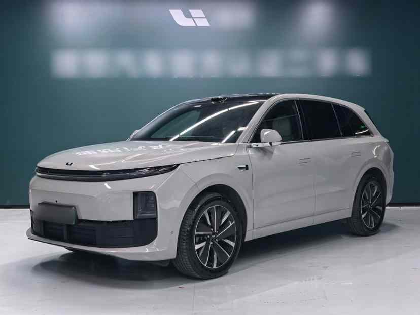 理想汽车 理想L6 2025款 Pro 智能焕新版(3)