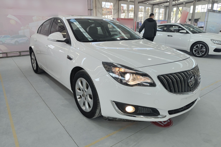 别克 君威 2015款 1.6T 领先技术型车身外观3