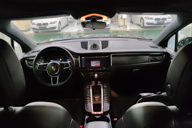 保时捷 2018款 Macan 2.0T中控内饰12