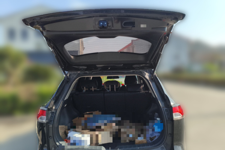 丰田 锋兰达 2023款 2.0L CVT领先版中控内饰23