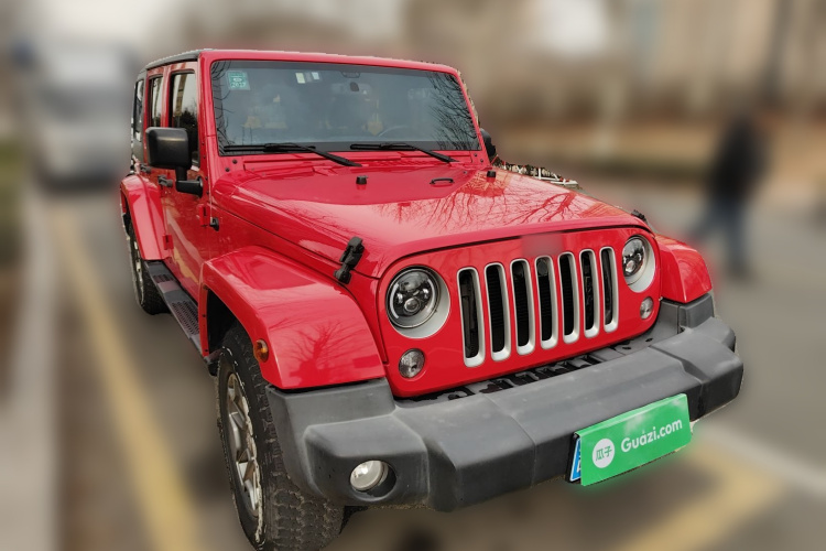 Jeep 牧马人 2017款 3.0L Sahara 四门舒享版车身外观3