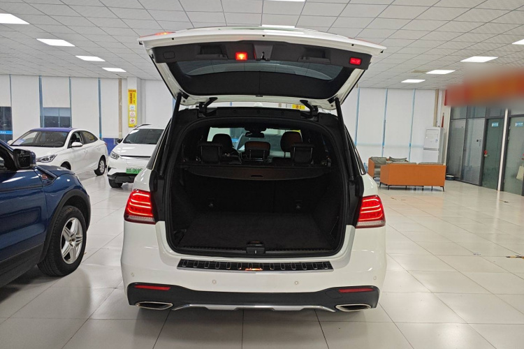 奔驰GLE 2017款 GLE 400 4MATIC局部细节23