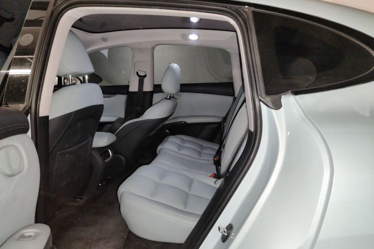 智己汽车 智己LS6 2023款 Max 标准版中控内饰7004