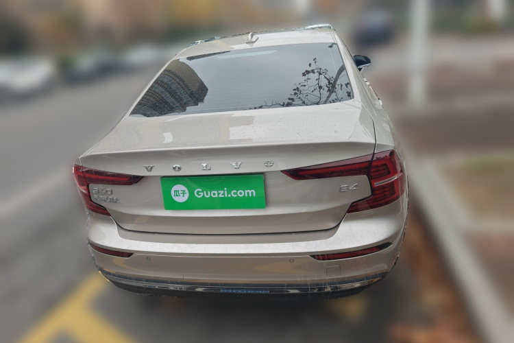 沃尔沃S60 2026款 B4 智逸豪华版车身外观6