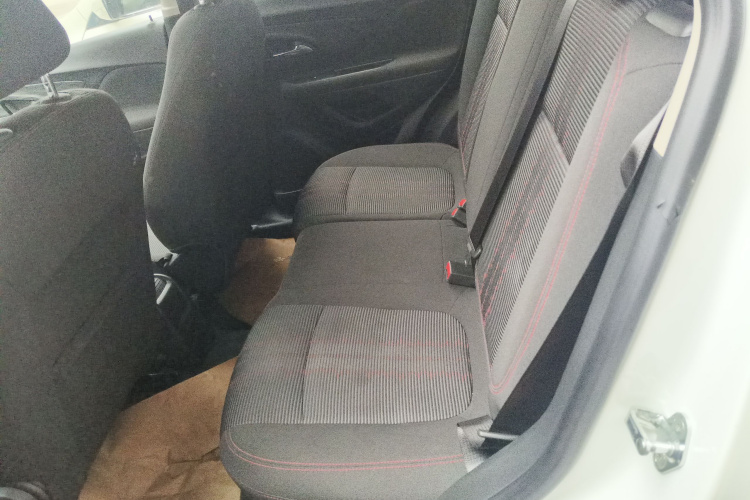 别克 昂科拉 2018款 18T 自动两驱都市领先型中控内饰21