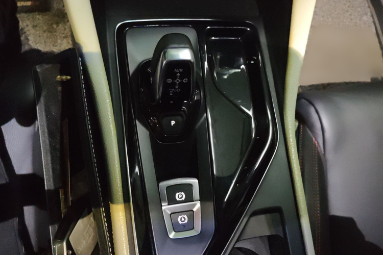 领克02 2018款 1.5T DCT两驱耀Pro版 国V局部细节18