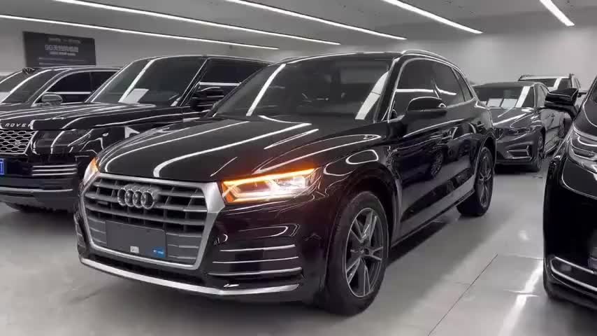 奥迪Q5L 2020款 40 TFSI 荣享时尚型实拍1