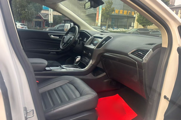 福特 锐界 2018款 EcoBoost 245 两驱豪锐型 7座 国V中控内饰7004