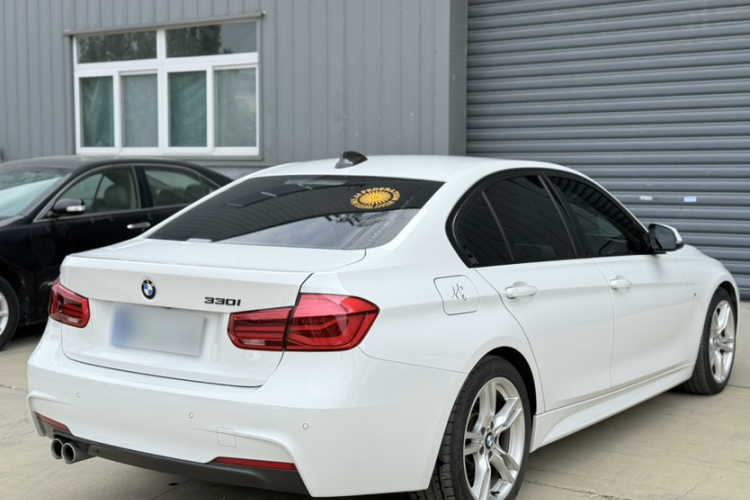 宝马3系 2019款 320i M运动套装车身外观6005