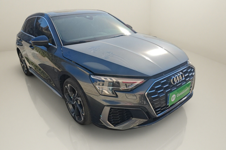 奥迪A3 2021款 Sportback 35 TFSI 进享人生版车身外观3