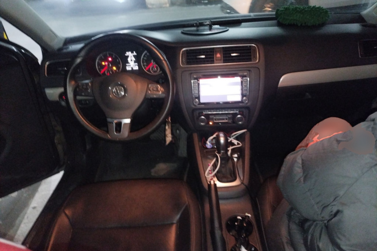 大众 速腾 2014款 改款 1.4TSI 自动豪华型中控内饰12