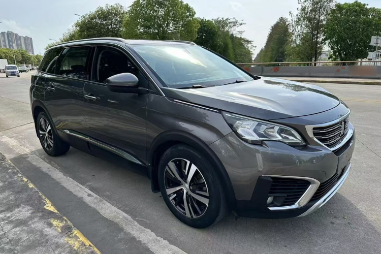 标致5008 2017款 380THP 5座精英版车身外观6006