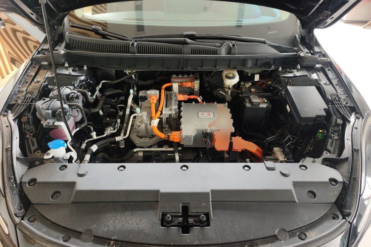 红旗E-QM5 2023款 改款 基础出行版局部细节24