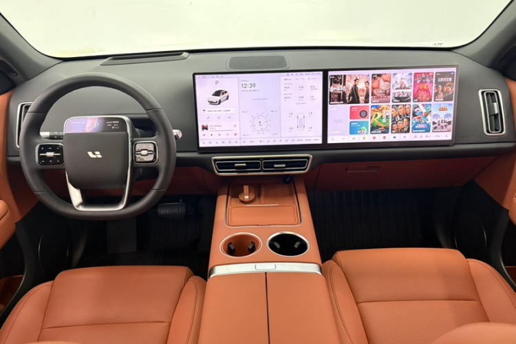 理想汽车 理想L6 2025款 Max 智能焕新版中控内饰7004