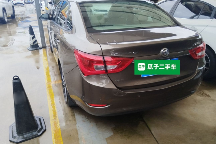 别克 英朗 2017款 18T 双离合精英型车身外观6