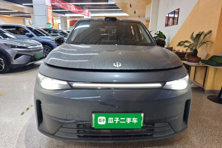 零跑汽车 零跑C10 2024款 210激光雷达版车身外观2