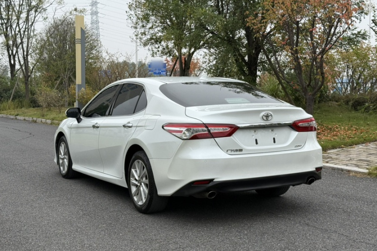 丰田 凯美瑞 2021款 2.0G 豪华版车身外观6004