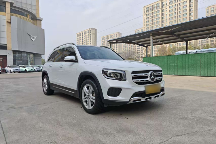 奔驰GLB 2020款 GLB 200 动感型车身外观6002