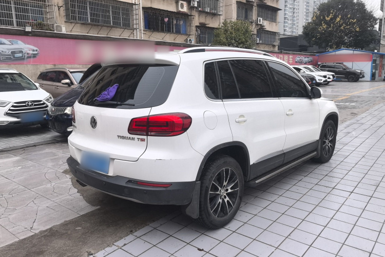 大众 途观 2015款 1.8TSI 自动两驱豪华型车身外观7