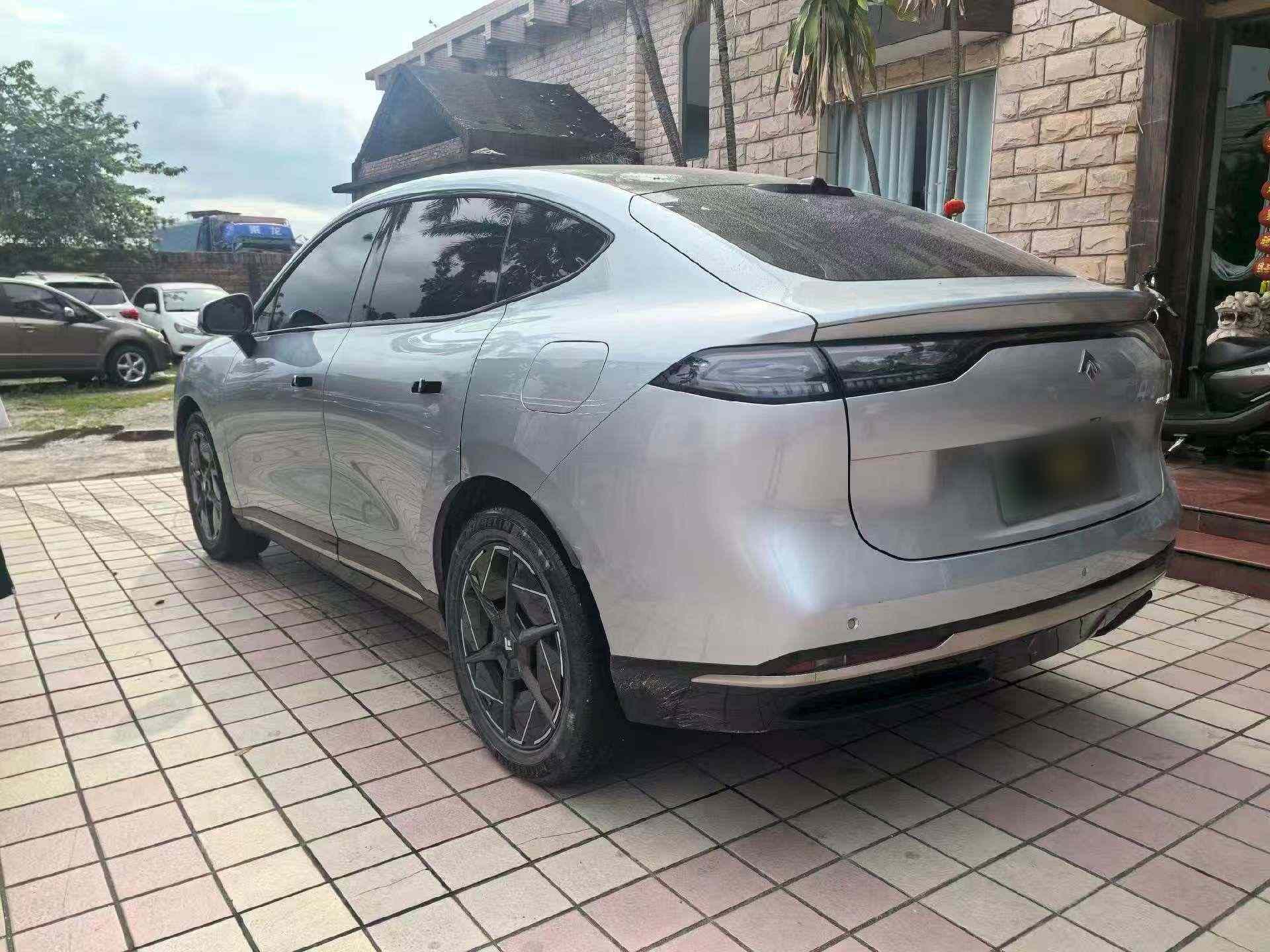 昊铂HT 2023款 670 后驱特高压版(3)