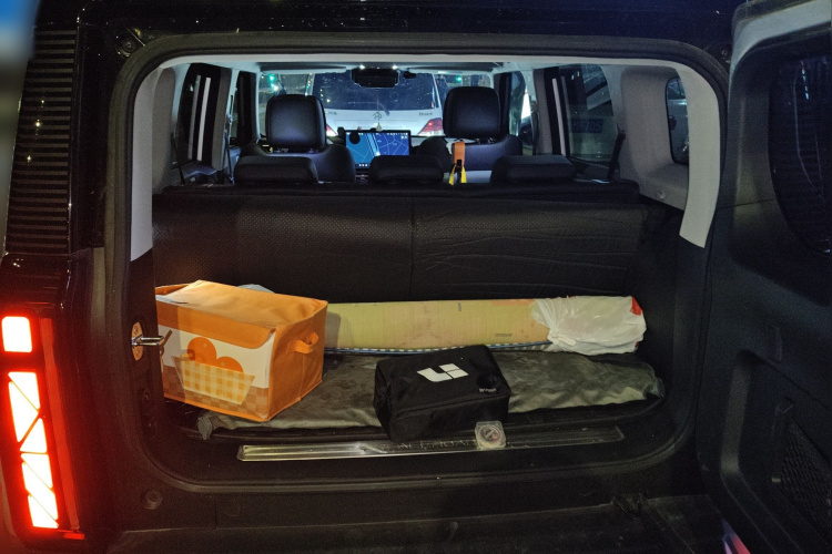 奇瑞iCAR 03 2024款 472km 四驱长续航智越版中控内饰23