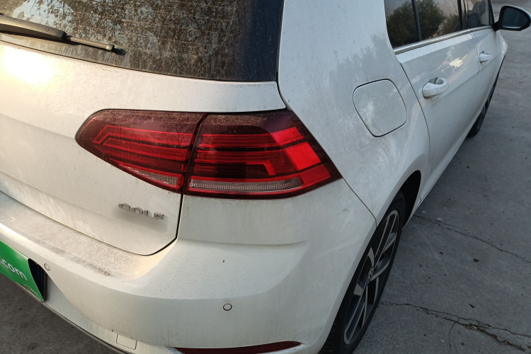 大众 高尔夫 2020款 挚爱版 280TSI DSG舒适型车身外观6006