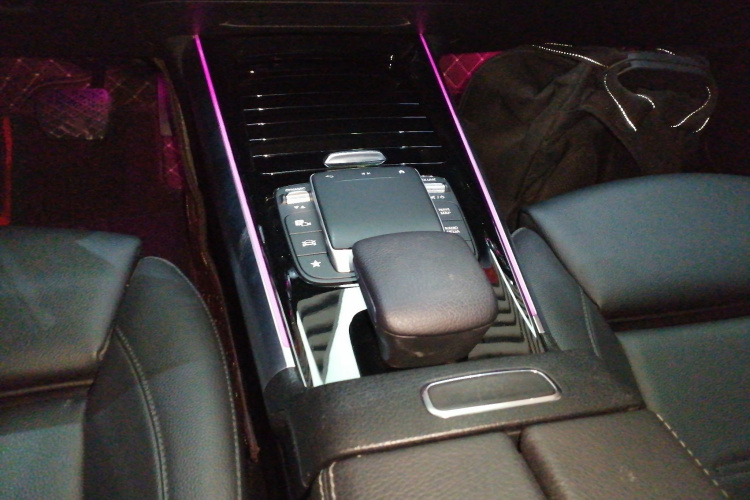 奔驰GLA 2022款 改款 GLA 200局部细节18