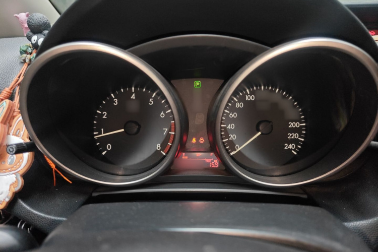 马自达5 2011款 2.0L 自动豪华型局部细节14