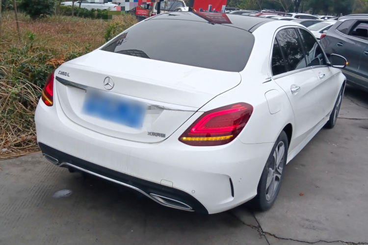 奔驰C级 2020款 改款 C 260 L 运动版车身外观7