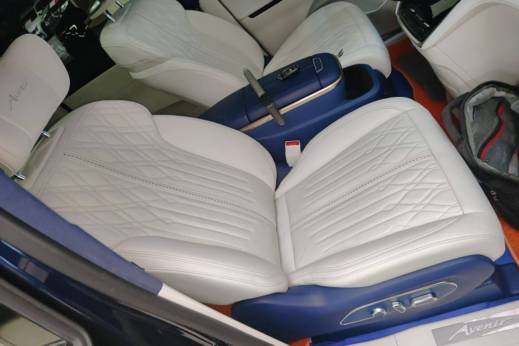 别克GL8 2020款 Avenir艾维亚 四座尊礼版局部细节41