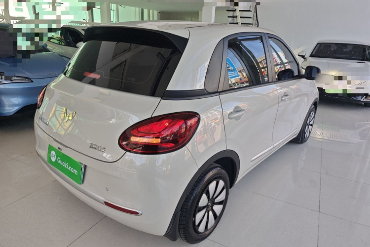 五菱汽车 五菱缤果 2023款 333km 快享款车身外观6005